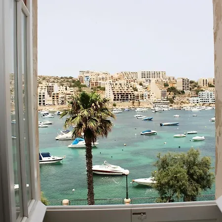 Getawaysmalta - Blue Harbour 2 Seafront 3-bedroom Apt With Large Back Terrace Appartamento